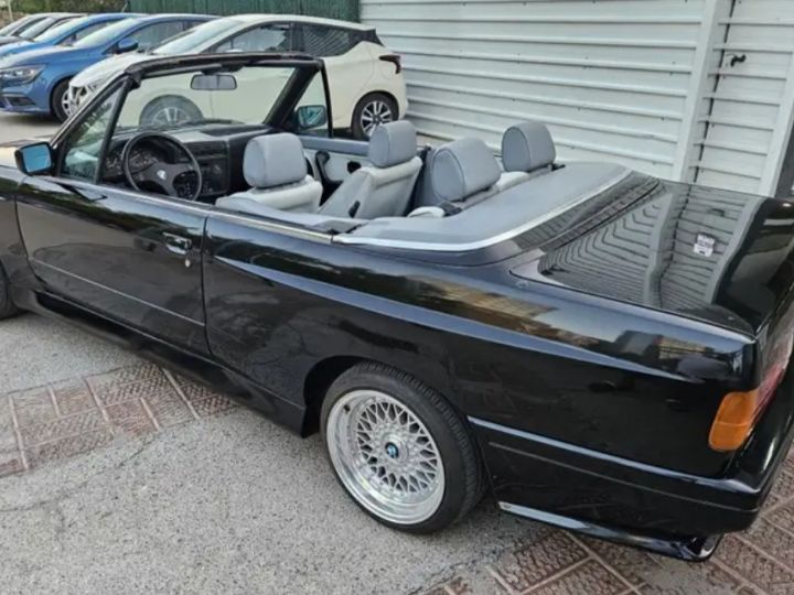 BMW Série 3 325i cabrio noir - 4