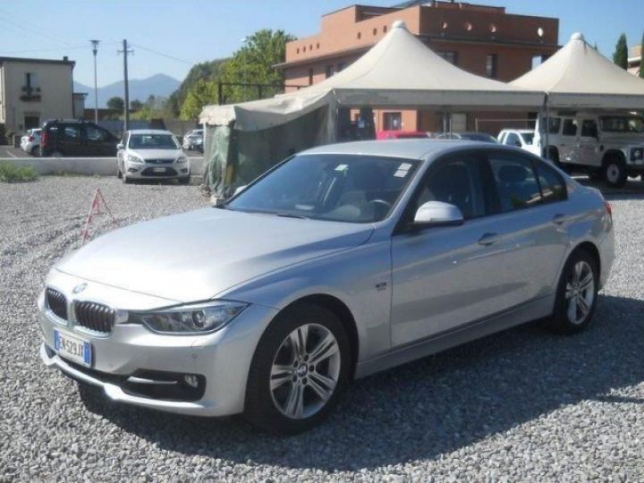 BMW Série 3 328i (F30) SPORT BERLINE 245cv BV6     Essence GRIS METAL - 1