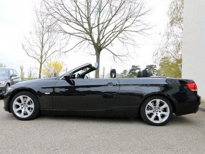 BMW Série 3 330 D CABRIOLET CONFORT BVM6 231 cv     Diesel NOIRE - 4