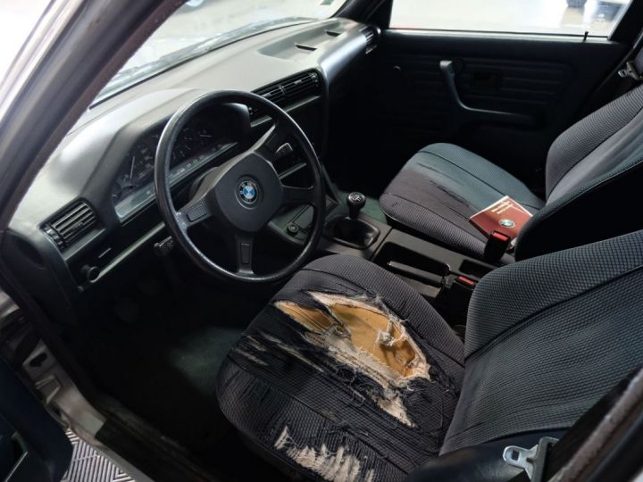 BMW Série 3 (E30) 316 1.8 90CV PREVOIR RESTAURATION MECANIQUE COMPLETE Gris - 7