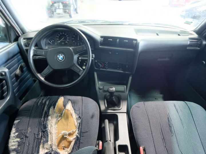 BMW Série 3 (E30) 316 1.8 90CV PREVOIR RESTAURATION MECANIQUE COMPLETE Gris - 8