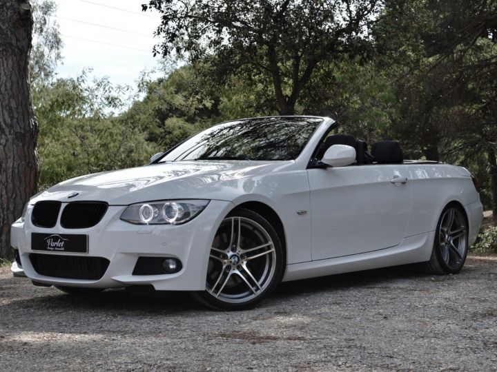 BMW Série 3 MAGNIFIQUE BMW 330D E93 LCI 3.0 L6 245ch M SPORT BVA VALEUR NEUF + DE 71Ke SHADOW LINE 19 ATTELAGE ELECTRIQUE ALCANTARA KEYLESS GO SEULEMENT 106000 KI Blanc Alpinweiss - 4