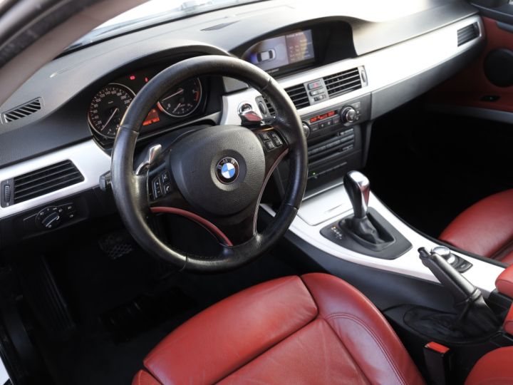 BMW Série 3 SERIE Coupé 335d 286ch Sport Design Steptronic A BLANC - 7
