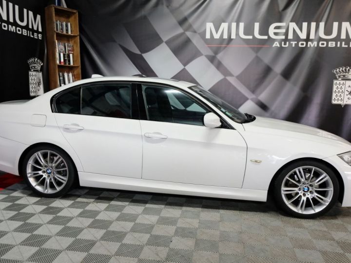 BMW Série 3 SERIE (E90) 318DA 143CH SPORT DESIGN Blanc - 5