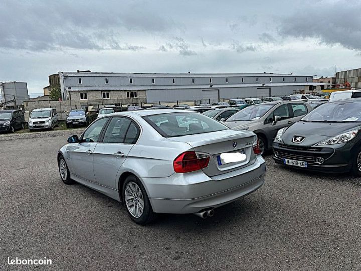 BMW Série 3 SERIE (E90) 325IA 218CH 1er MAIN Gris - 7