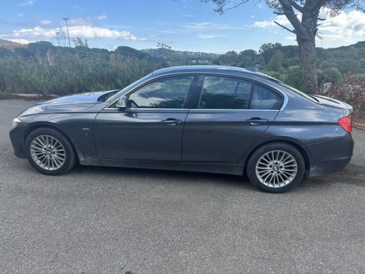 BMW Série 3 SERIE (F30) 320DA 184CH LUXURY Gris F - 8