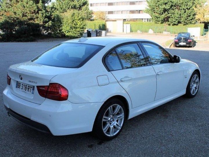 BMW Série 3 SERIE XDRIVE 320DA 184CV M SPORT     Diesel BLANC ALPIN ALPINWEISS - 18