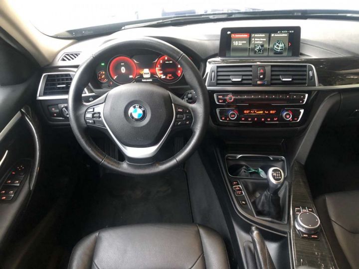 BMW Série 3 Touring 320 I Luxury Line 6vit (EU6d-TEMP) Bleu Métallisé - 10