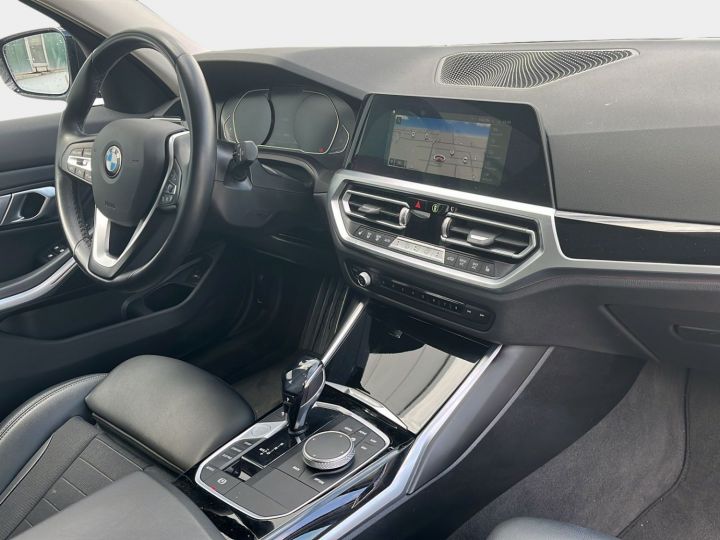 BMW Série 3 Touring 330d XDrive Touring. 286Ch Shz PDC / 20 Noir - 4