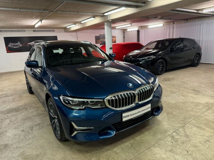 BMW Série 3 Touring BMW 330d XDrive 286Ch Sièges El Alarme Caméra Pano / 01 Bleu Métallisé - 12