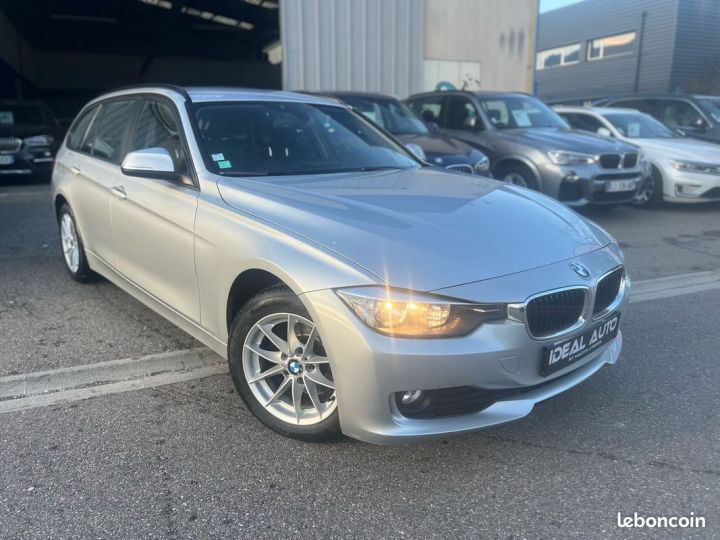 BMW Série 3 Touring F31 318D Lounge Gris - 1