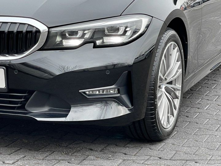 BMW Série 3 Touring G2 2.0 320D 190 BUSINESS DESIGN/01/2021 noir métal - 7