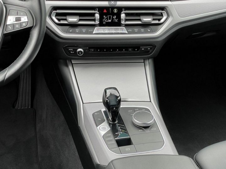 BMW Série 3 Touring G2 2.0 320D 190 BUSINESS DESIGN/01/2021 noir métal - 13