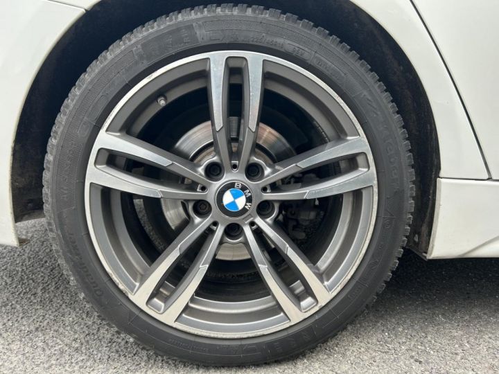 BMW Série 3 Touring SERIE 320d xDrive M Sport BLANC - 31