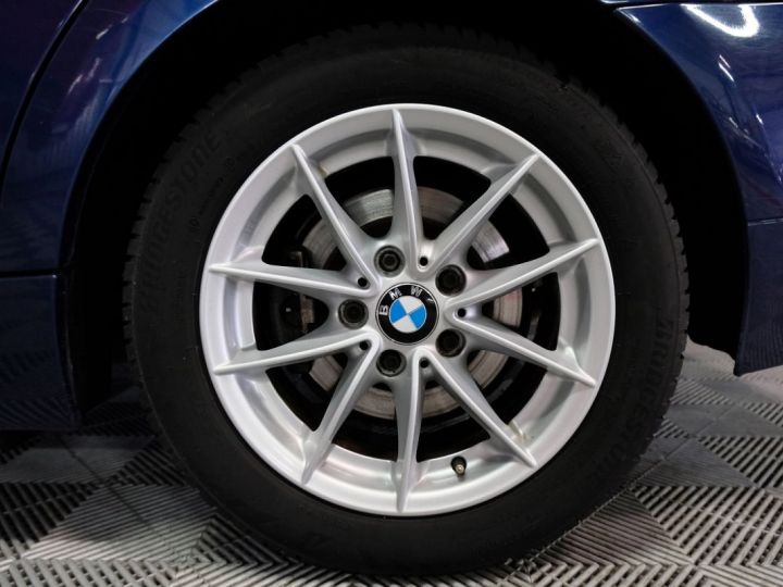 BMW Série 3 Touring SERIE (E91) 318D 143CH EDITION Bleu C - 12