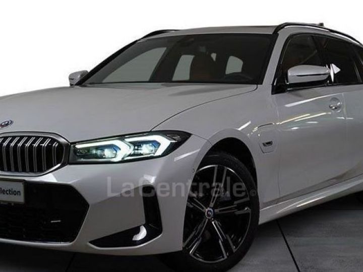 BMW Série 3 Touring SERIE G21 (G21) (2) 330E XDRIVE 292 M SPORT BVA8 blanc metal - 1