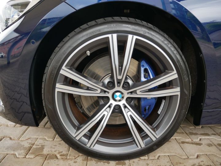 BMW Série 3 XDrive Berline 340Ch Toit Ouvrant Attelage Caméra Garantie / 11 Bleu Métallisé - 23