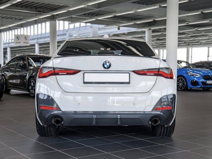 BMW Série 4 420d xDrive Gran Coupé M Sport H&K NAVI LED DAB Blanc - 3