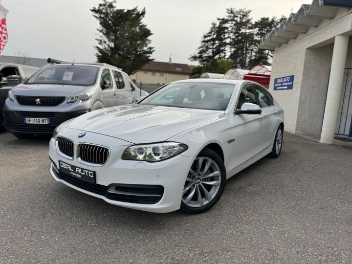 BMW Série 5 518dA 150ch Lounge Plus Blanc - 1