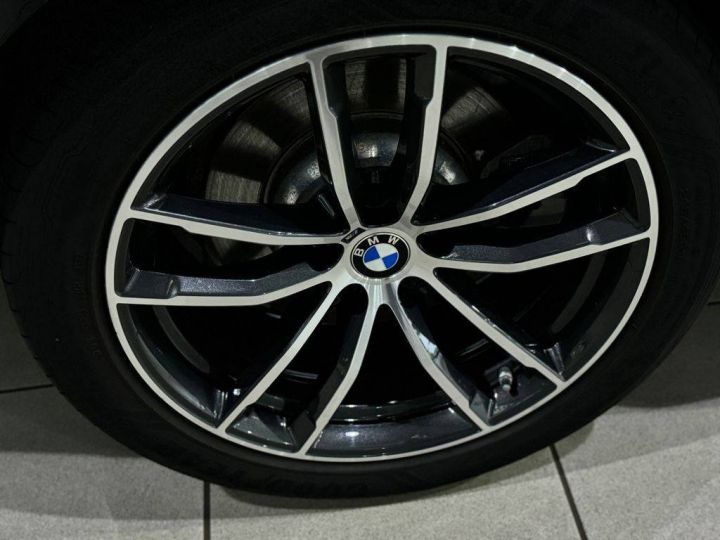 BMW Série 5 520D M Sport Pano Noir - 11