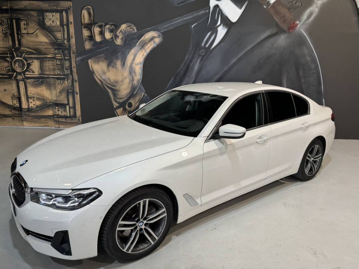 BMW Série 5 520d xDrive 190ch Business Design BVA8 Blanc - 2