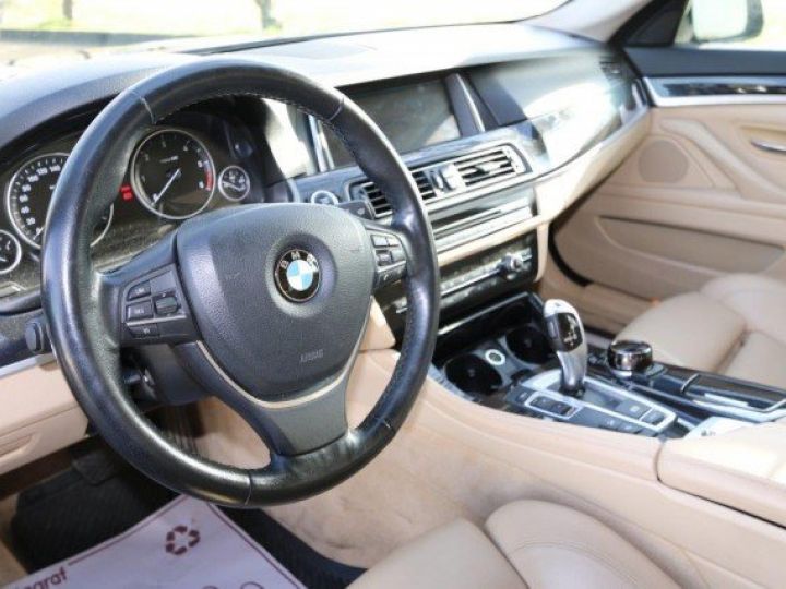 BMW Série 5 530 DA TOURING X-DRIVE 258CV STEPTRONIC     Diesel NOIR - 3