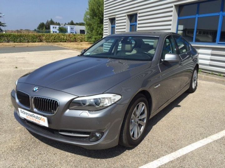 BMW Série 5 530DA LUXE BVA 258CV     Diesel GRIS METAL - 4