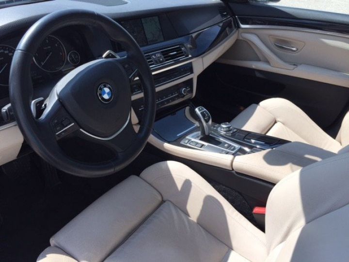 BMW Série 5 530DA LUXE BVA 258CV     Diesel GRIS METAL - 11