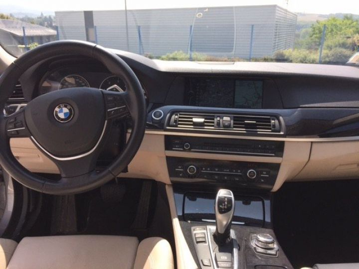 BMW Série 5 530DA LUXE BVA 258CV     Diesel GRIS METAL - 12