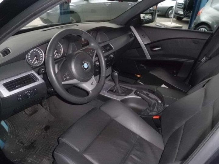 BMW Série 5 530DA TOURING LUXE PACK M     Diesel NOIRE - 4