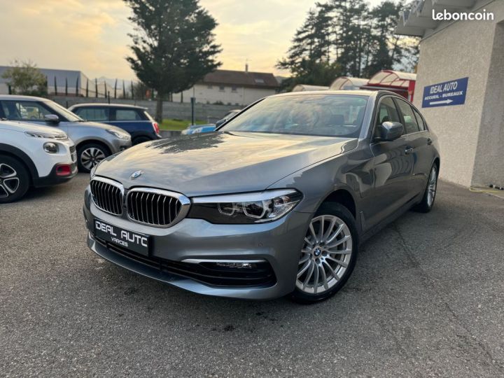 BMW Série 5 530eA iPerformance 252ch Executive Gris - 1