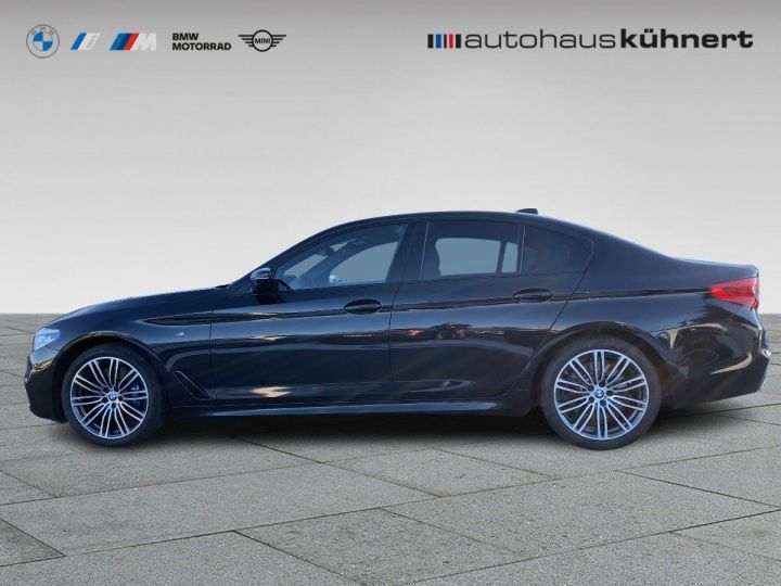 BMW Série 5 540i M SPORT TOIT OUVRANT SIEGES SPORT LIVE COCKPIT PREMIERE MAIN GARANTIE 12 MOIS NOIR - 2