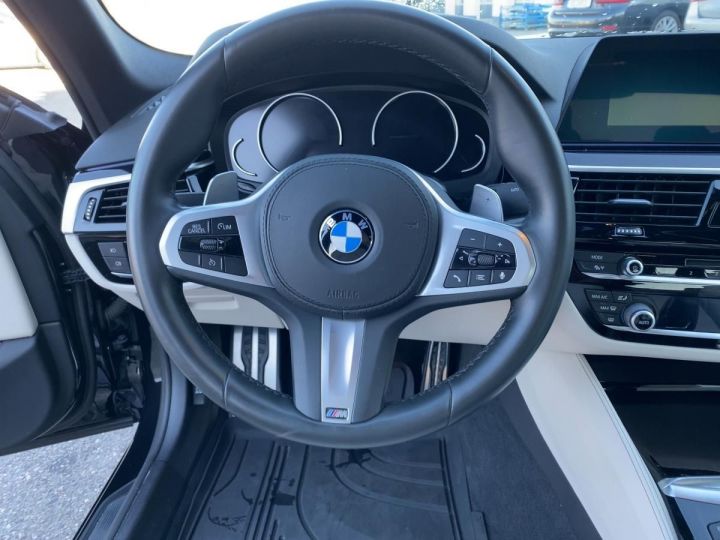 BMW Série 5 540i M SPORT TOIT OUVRANT SIEGES SPORT LIVE COCKPIT PREMIERE MAIN GARANTIE 12 MOIS NOIR - 11