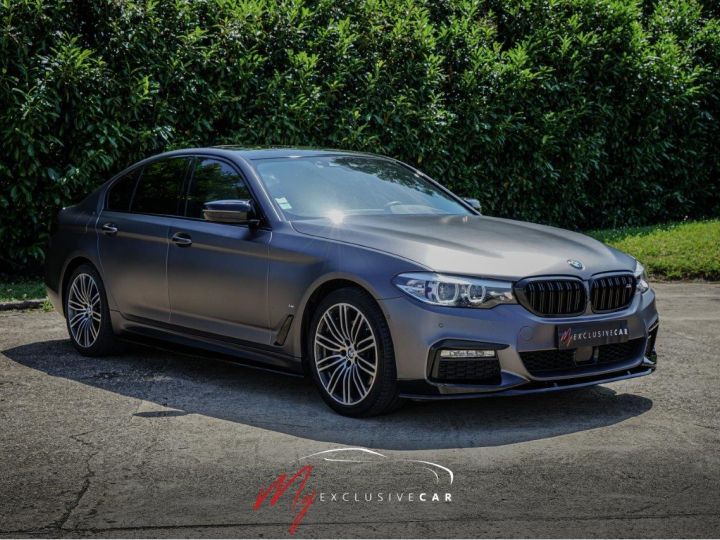 BMW Série 5 BMW SERIE 5 (G30) 530e IPerformance M SPORT 252ch - Etat Exceptionnel - Look M5 - Covering Gris Mat – Entretien à Jour -BMW Individual Carbonschwarz (bleu Nuit Métallisé) - 7