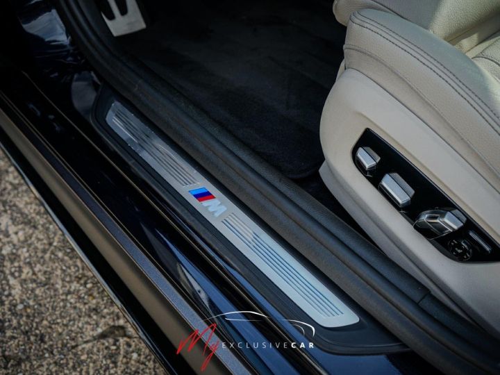 BMW Série 5 BMW SERIE 5 (G30) 530e IPerformance M SPORT 252ch - Etat Exceptionnel - Look M5 - Covering Gris Mat – Entretien à Jour -BMW Individual Carbonschwarz (bleu Nuit Métallisé) - 26