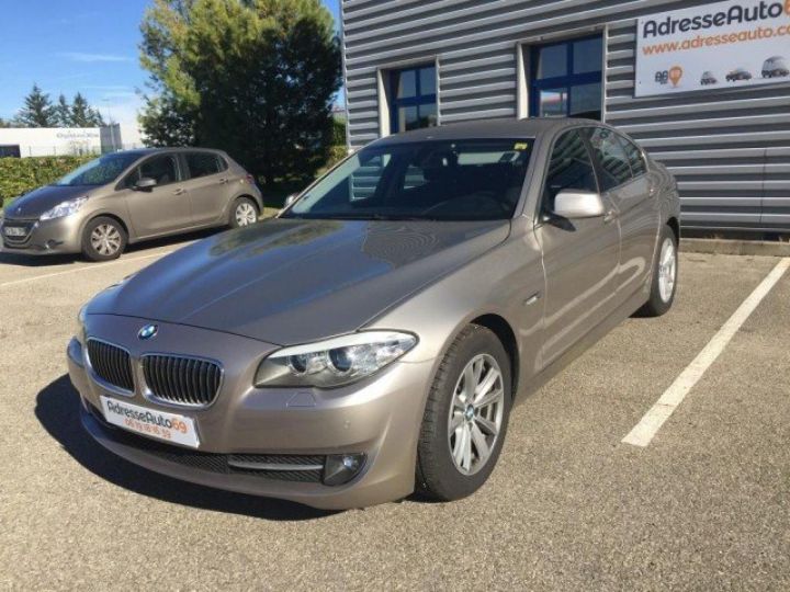 BMW Série 5 SERIE (F10) 520DA CONFORT 184CV     Diesel BEIGE METAL - 3