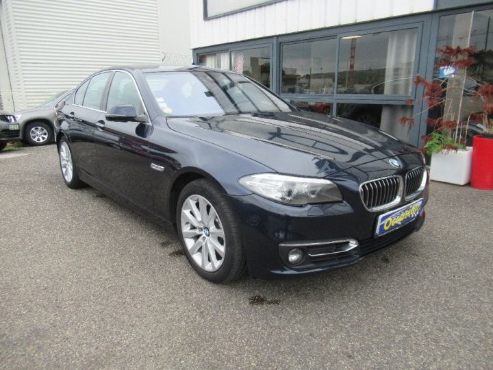 BMW Série 5 SERIE F10 530 da XDrive 258 ch Luxury Bleu - 3