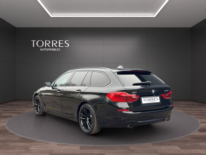 BMW Série 5 Touring 530 D Xdrive Touring Sport Line 265ch Noire - 3