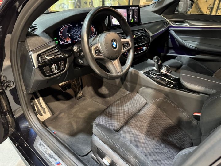 BMW Série 5 Touring 530d xDrive 286ch M Sport Bleu - 9