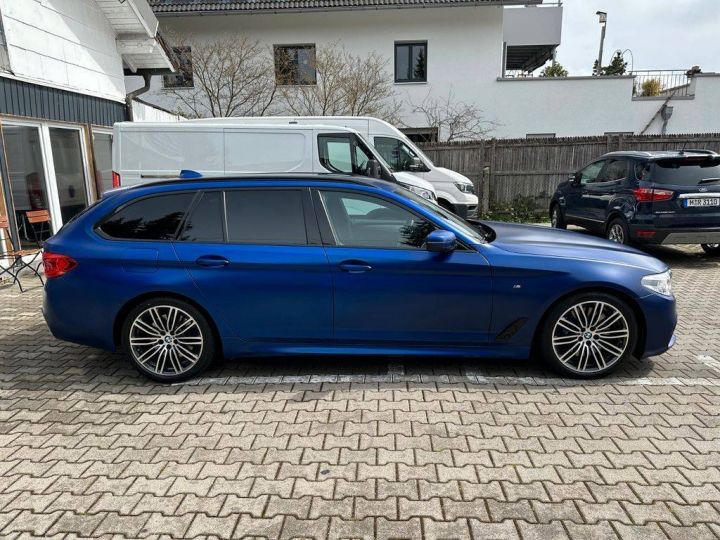 BMW Série 5 Touring 540dA xDrive 320ch M Sport Bleu Frozen - 5