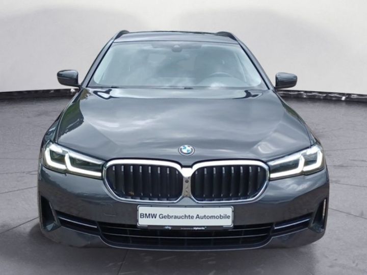 BMW Série 5 Touring BMW 530d 286Ch Touring Attelage Alarme Caméra / 14 Gris Métallisé - 9