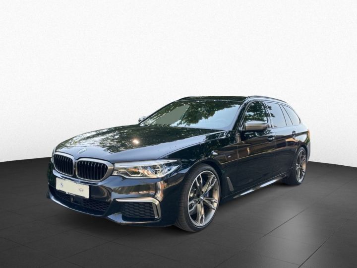 BMW Série 5 Touring BMW M550d 400Ch XDrive Touring PANO Caméra 360 Attelage Alarme / 19 Noir Métallisé - 13