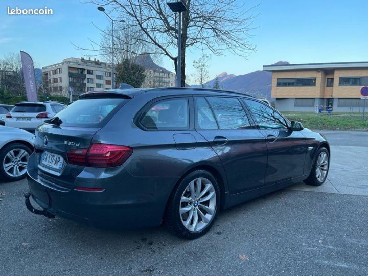 BMW Série 5 Touring F11 530dA 258ch xDrive Luxury Gris - 4