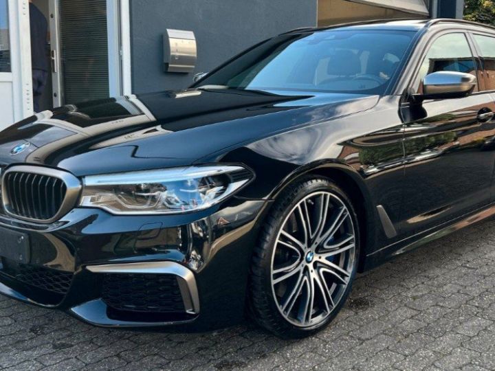 BMW Série 5 Touring  G31 3.0 M550DA 400 12/2018 noir métal - 12