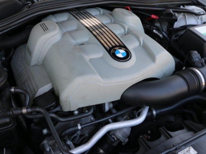 BMW Série 6 645 CI COUPE 4,4 V8 333cv BVA     Essence GRIS METAL - 34