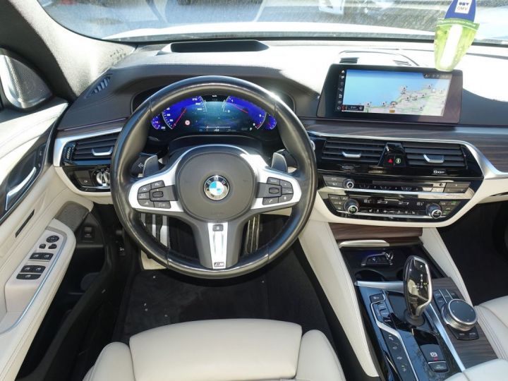 BMW Série 6 Gran Turismo (G32) 640D XDRIVE 320CH M SPORT EURO6C Blanc - 9