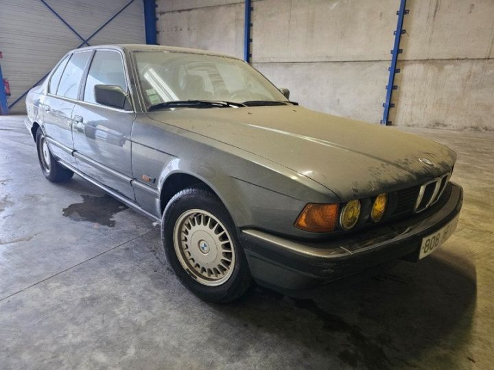 BMW Série 7 SERIE (E32) 730I 6 CYLINDRES BOITE AUTOMATIQUE Gris - 3