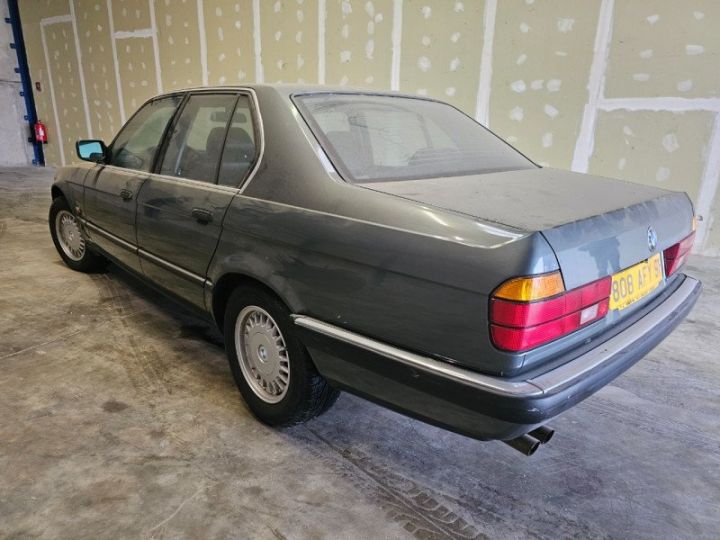 BMW Série 7 SERIE (E32) 730I 6 CYLINDRES BOITE AUTOMATIQUE Gris - 6