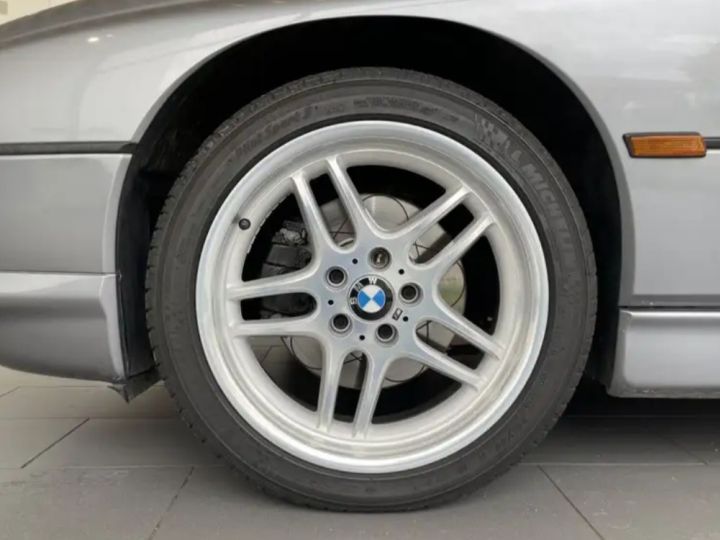 BMW Série 8 850ci Gris - 7