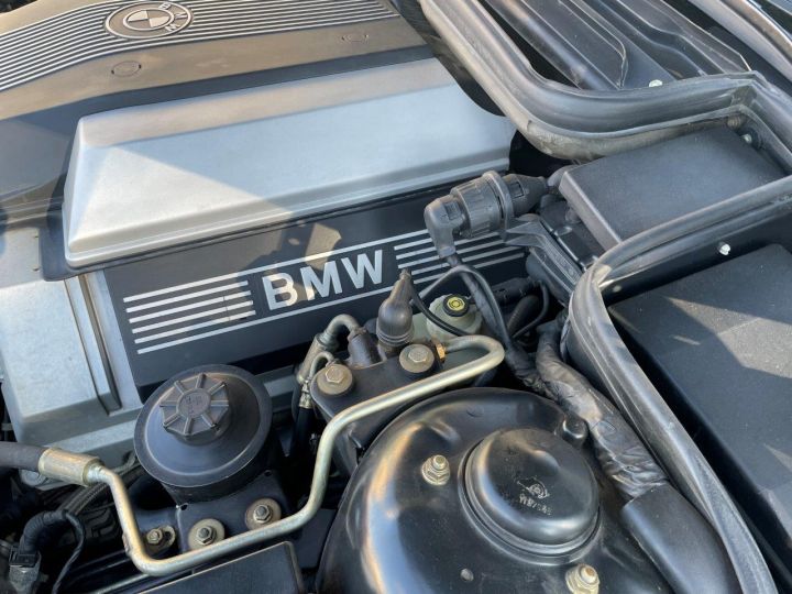 BMW Série 8 E31 840CIA Noir Metal - 50